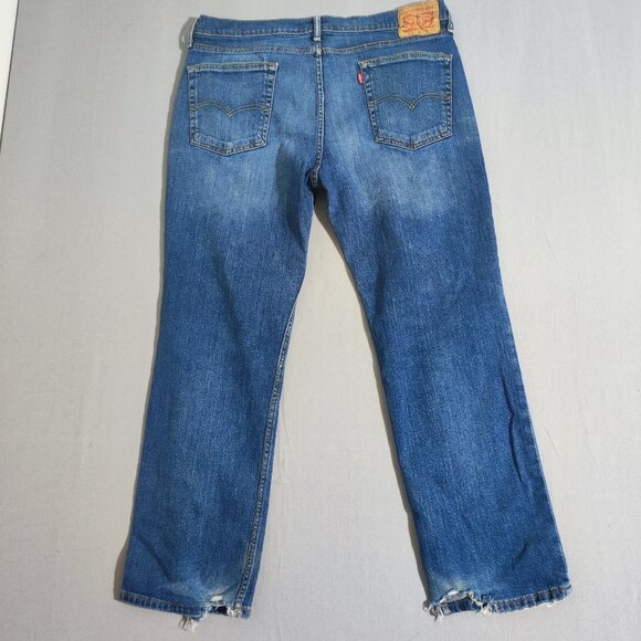 Levi's 514 jeans men's size W36/L30 medium washed denim blue colour straight leg - Picture 3 of 16